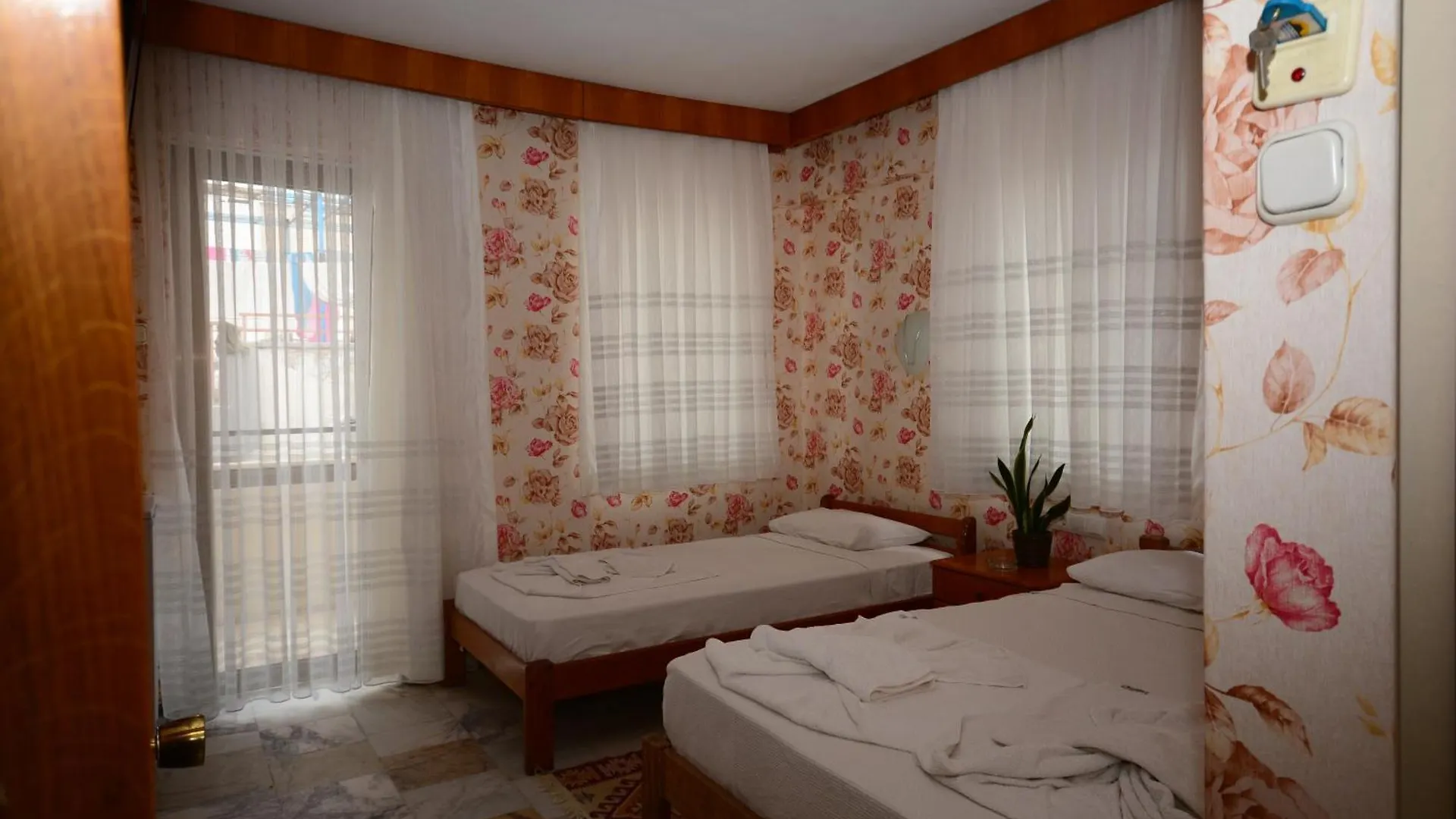 קוסדסי Deniz Apart Hotel טורקיה