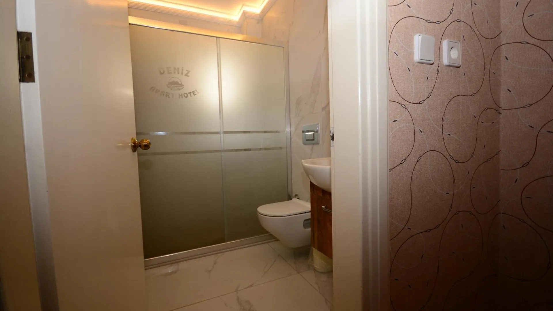 קוסדסי Deniz Apart Hotel 0*,  טורקיה